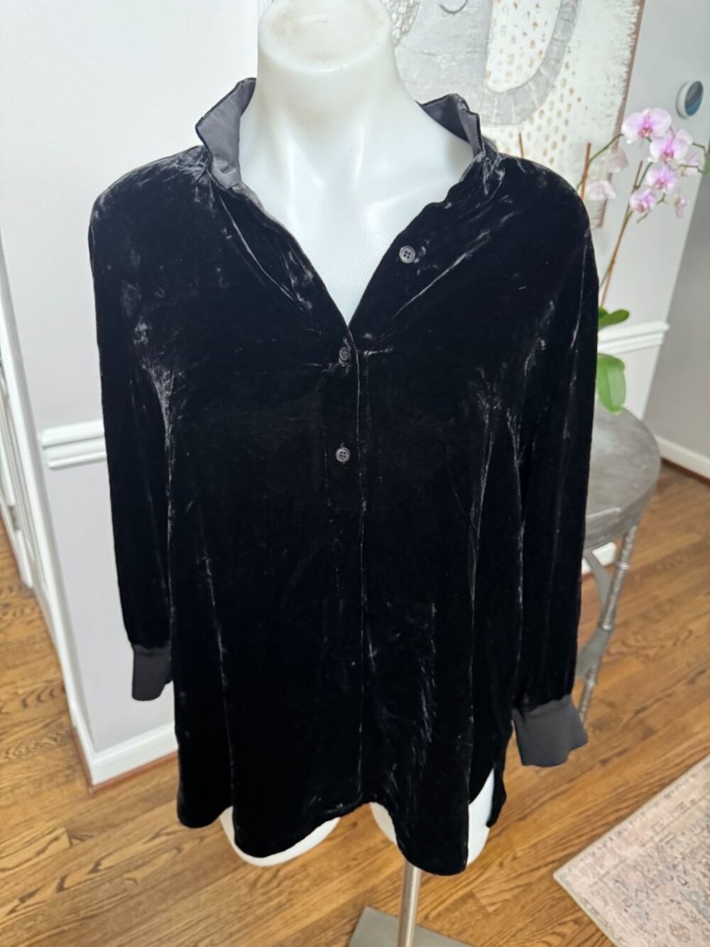 Lafayette 148 Black Silk Blend Velvet Button Down Shirt Blouse Large